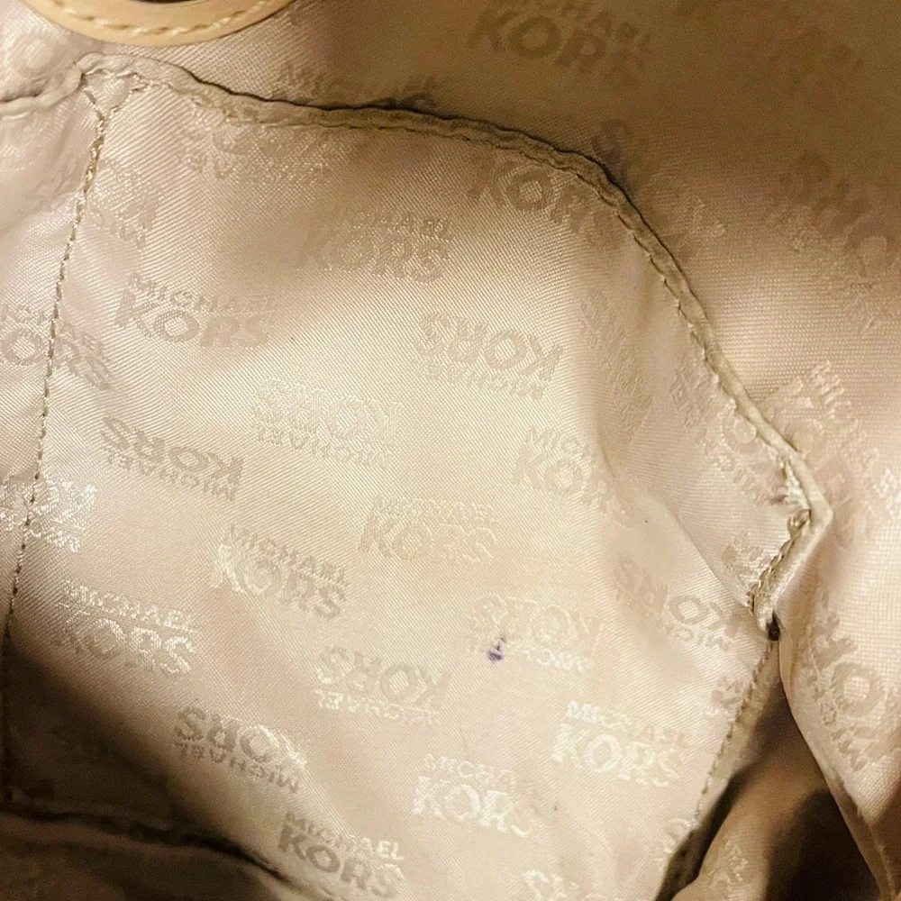 Fabulous ecru leather Michael Kors leather tote - Picture 14 of 14